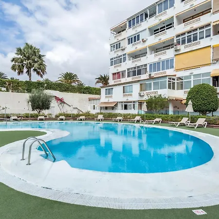 Ruvi Apartment